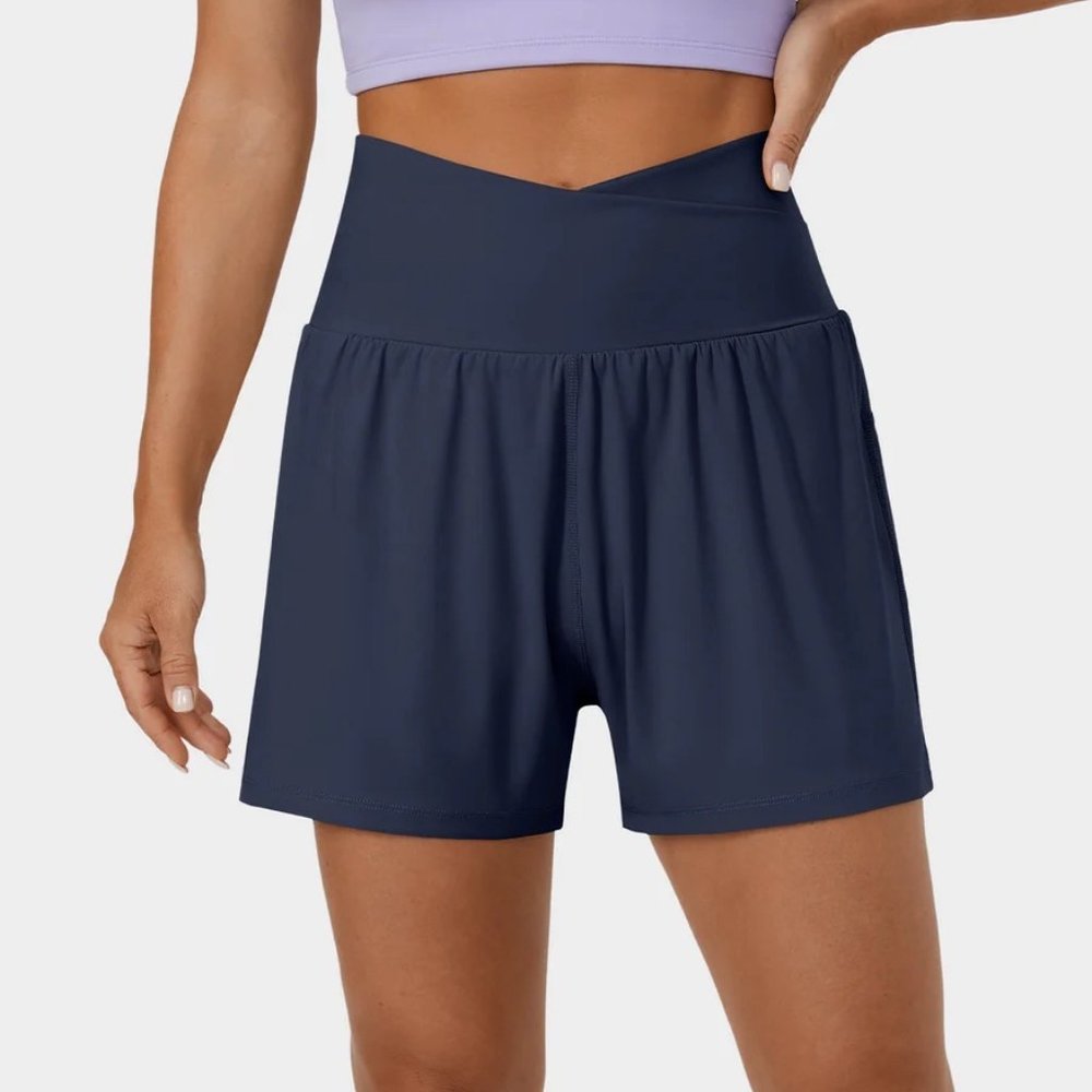 NWT HALARA High Waisted Crossover Side Pocket 2-in-1 Casual Shorts Size Medium M - Picture 1 of 12